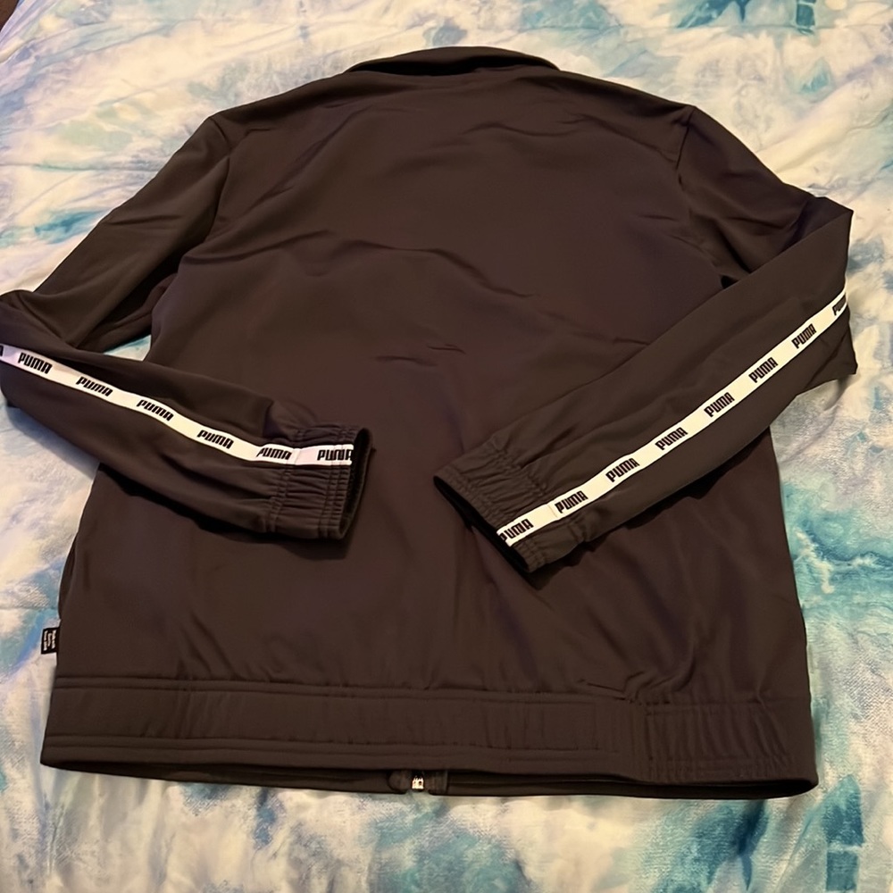 Puma jacket - Picture 10 of 10